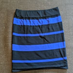 Blue and black stripes pencil skirt